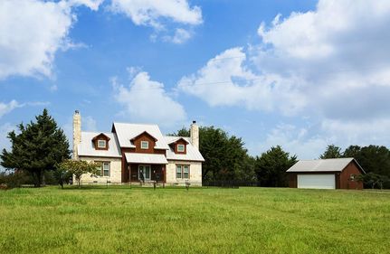 Farm and Ranch in Washington County, Texas