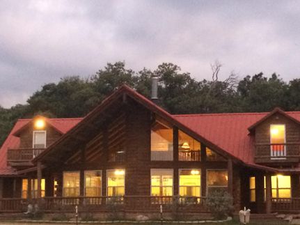Farm and Ranch in Hill County, Texas