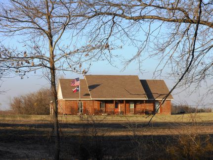 Farm and Ranch in Fannin County, Texas