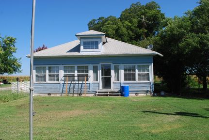 Farm and Ranch in Hill County, Texas