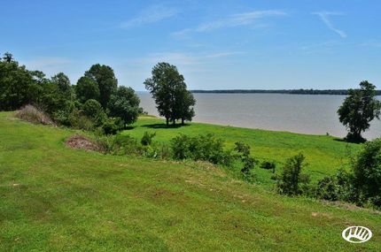 Land in Pulaski County, Illinois