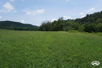 Farm and Ranch in Anderson County, Tennessee