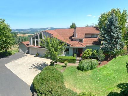 Farm and Ranch in Yamhill County, Oregon