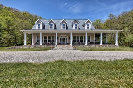 Farm and Ranch in Fentress County, Tennessee
