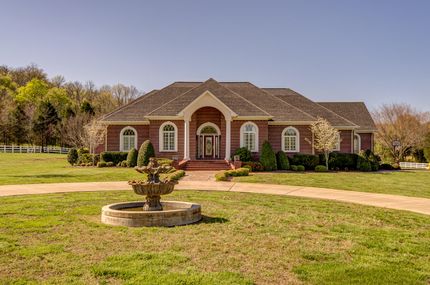 Farm and Ranch in Maury County, Tennessee