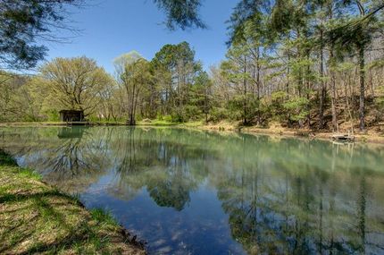 Farm and Ranch in Hickman County, Tennessee