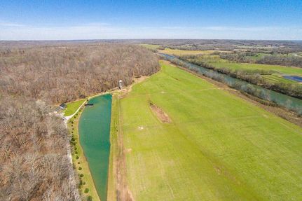 Commercial Property in Humphreys County, Tennessee