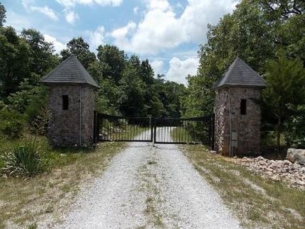 Land in Wright County, Missouri