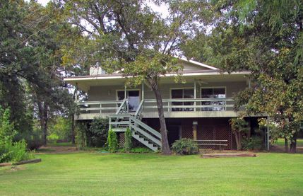 Farm and Ranch in Henderson County, Texas