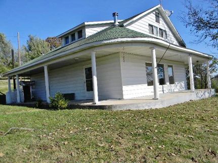 Farm and Ranch in Ozark County, Missouri