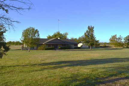 Farm and Ranch in Delta County, Texas