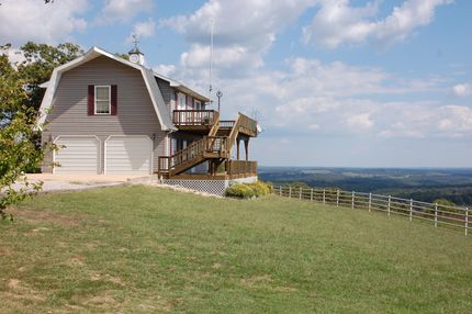 Farm and Ranch in Ozark County, Missouri