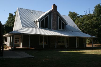 Farm and Ranch in Falls County, Texas