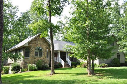 Farm and Ranch in Greenbrier County, West Virginia