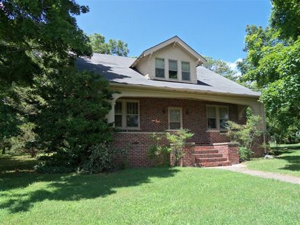 Farm and Ranch in Prince Edward County, Virginia