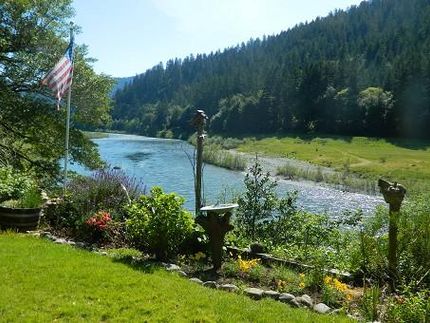 Land in Curry County, Oregon