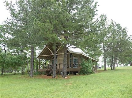 Commercial Property in Franklin County, Texas