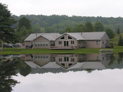 Farm and Ranch in Wayne County, Pennsylvania