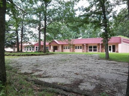Farm and Ranch in Cedar County, Missouri
