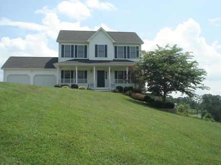 Farm and Ranch in Bedford County, Virginia
