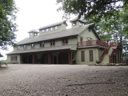 Farm and Ranch in Perry County, Ohio