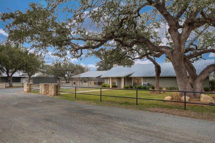 Farm and Ranch in Medina County, Texas