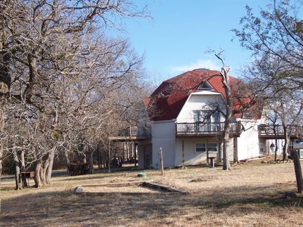 House in Fannin County, Texas