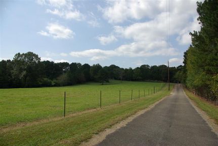 Farm and Ranch in Saint Clair County, Alabama
