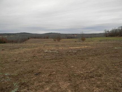 Farm and Ranch in Ozark County, Missouri