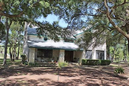 Farm and Ranch in Caldwell County, Texas