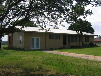 Farm and Ranch in Shelby County, Texas