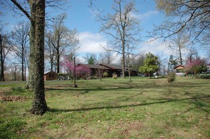 Farm and Ranch in Howell County, Missouri