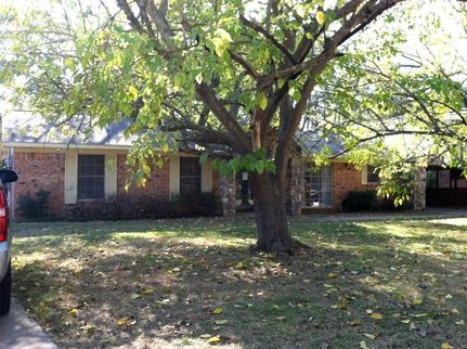 House in Titus County, Texas
