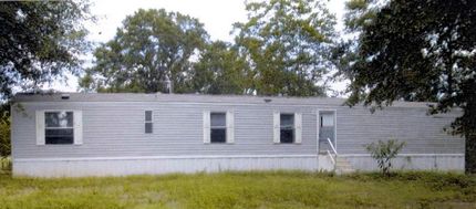 House in Shelby County, Texas