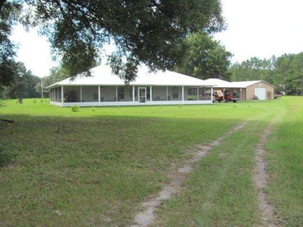 Farm and Ranch in Gilchrist County, Florida