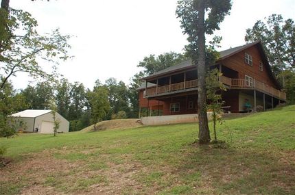 Farm and Ranch in Ozark County, Missouri