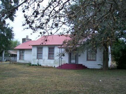 Timberland Property in Bee County, Texas
