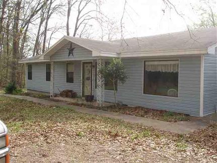 Homesite in Lamar County, Texas