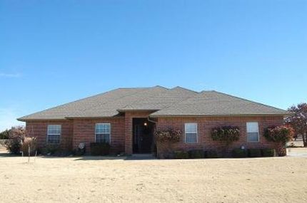 House in McClain County, Oklahoma