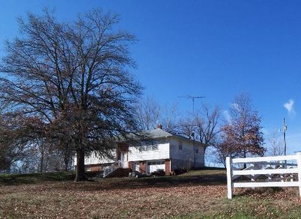 Farm and Ranch in Cedar County, Missouri