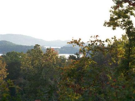 Farm and Ranch in Roane County, Tennessee