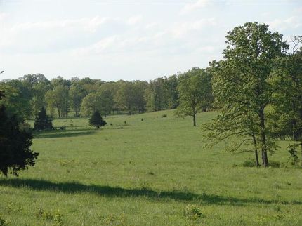 Farm and Ranch in Howell County, Missouri