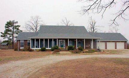 Farm and Ranch in Howell County, Missouri