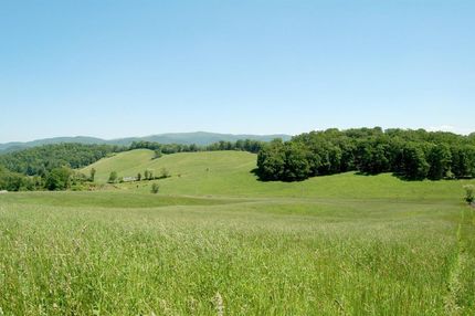 Farm and Ranch in Pulaski County, Virginia