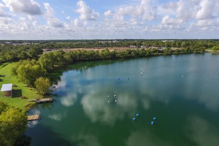 Waterfront Property in Harris County, Texas