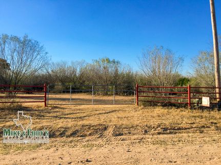 Farm and Ranch in Frio County, Texas