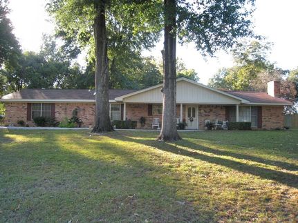 Farm and Ranch in Anderson County, Texas