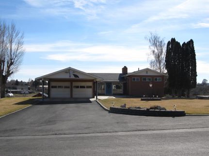 Farm and Ranch in Klamath County, Oregon