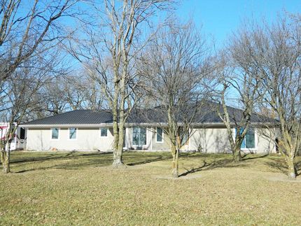 House in Clinton County, Missouri