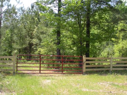 Farm and Ranch in Macon County, Alabama